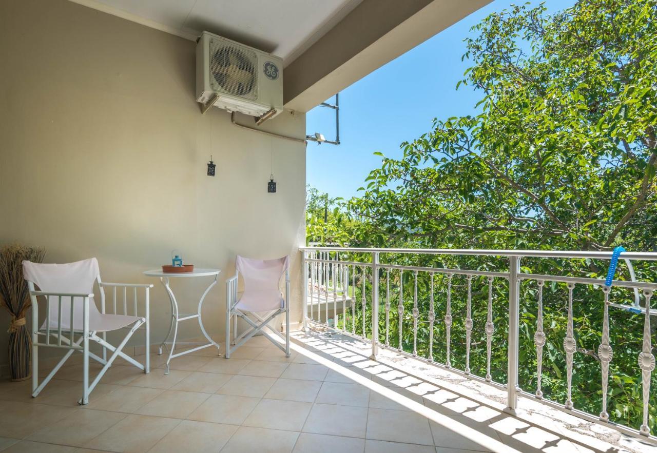 Apartament Avelia Blue Asprogerakata Zewnętrze zdjęcie